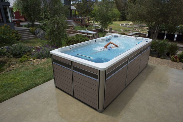 endless pools e700 price